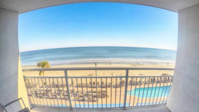 Гостиница Luxurious Ocean Front 4th Floor Suite with Jet Tub  Миртл Бич